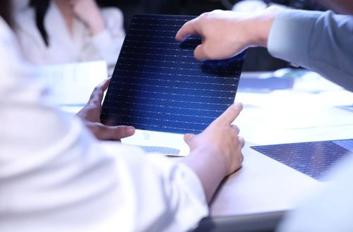Dernières nouvelles de l'entreprise De PERC à TOPCon: Quel panneau solaire pensez-vous être le meilleur?