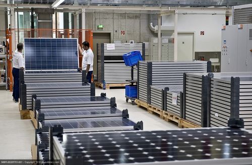 Dernières nouvelles de l'entreprise Quel est le processus de production des panneaux solaires
