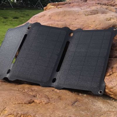 Un bon prix. 14W 21W 28W Petit chargeur de panneau solaire pour camping Panneau de générateur solaire portable extérieur en ligne