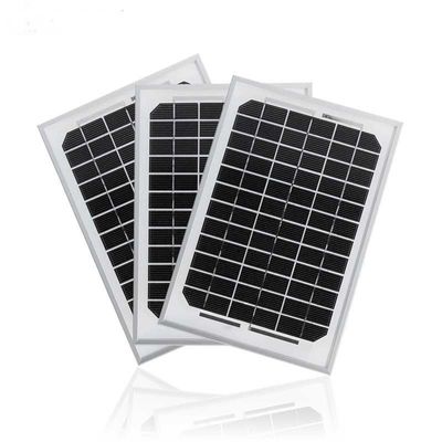 Un bon prix. Panneau solaire à cellules de 5W Module solaire monocristallin de petite taille 18V personnalisé en ligne