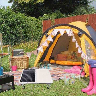 Panneau solaire portable pliable vers le haut Panneau solaire monocristallin PV 18w Panneau de table solaire pour le camping Pique-nique système d'énergie hors réseau